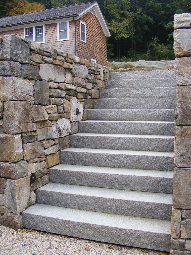 Steps and treads Woodbury Gray Granite 1438 Swenson Granite 100 Natural Stones