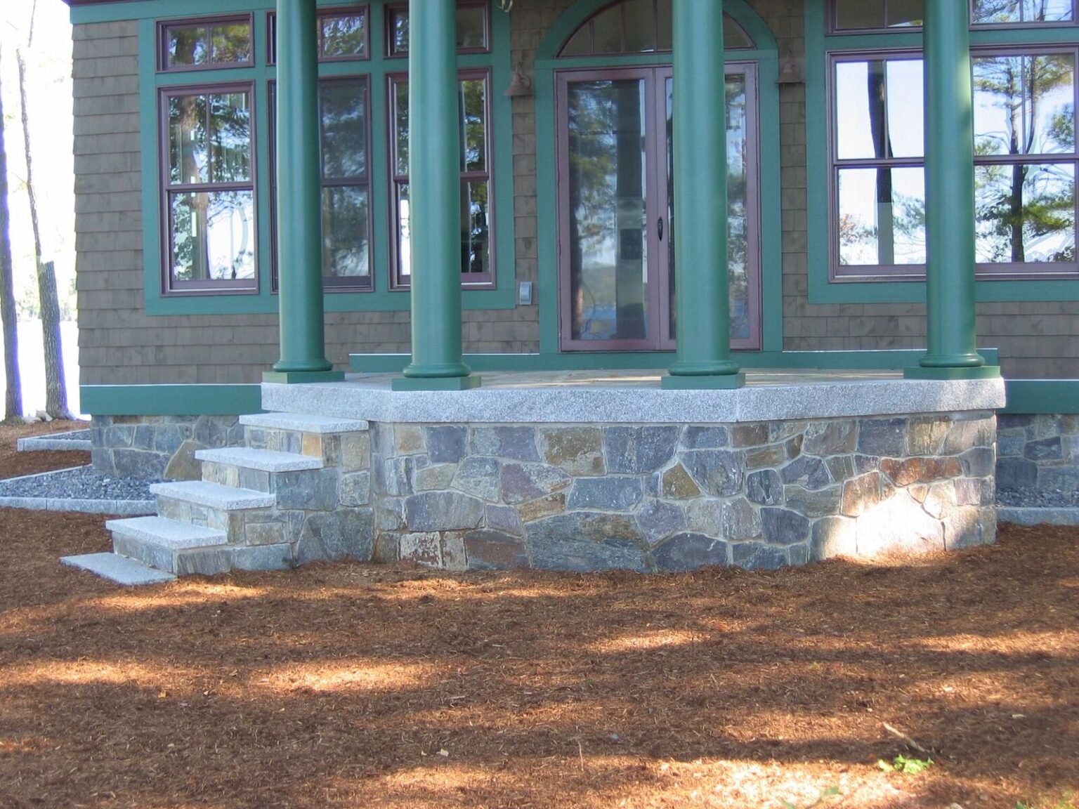 6 Ways To Upgrade Your Home’s Exterior with Stone Veneer and Granite ...